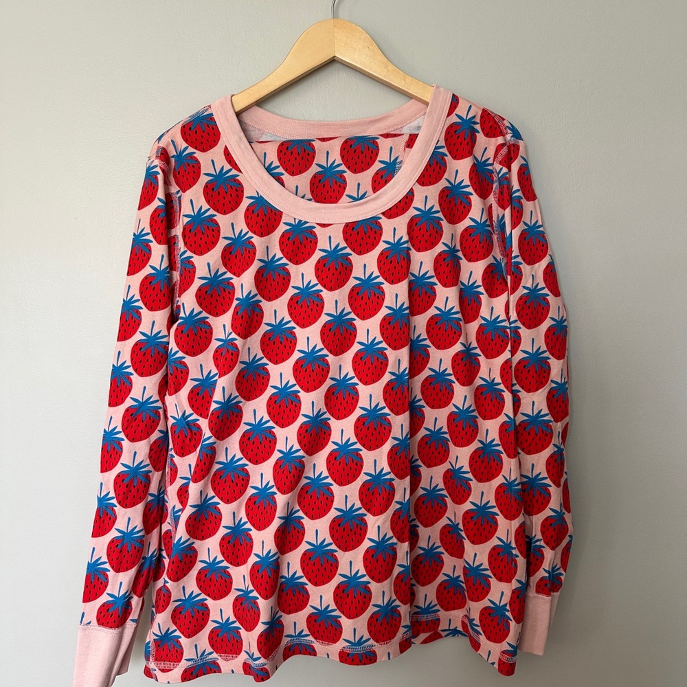 Hanna Andersson Strawberry Print Matching PJs Women’s size XXL